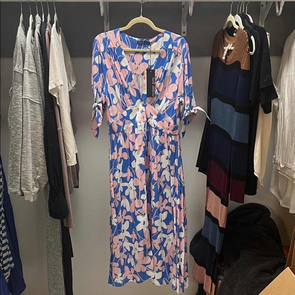 Mister Zimi Blue and Pink Floral Midi Dress